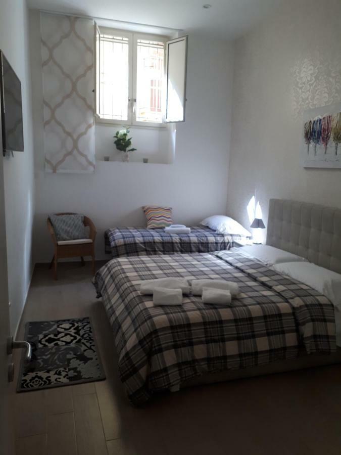 Garibaldi House Apartment Naples Exterior photo